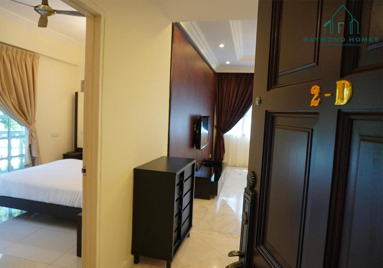 99 Kelawei Appartement George Town Buitenkant foto