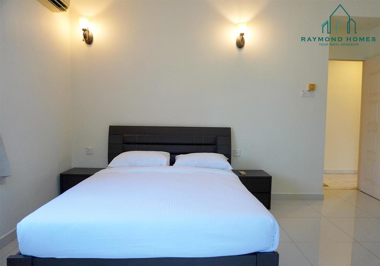 99 Kelawei Appartement George Town Buitenkant foto