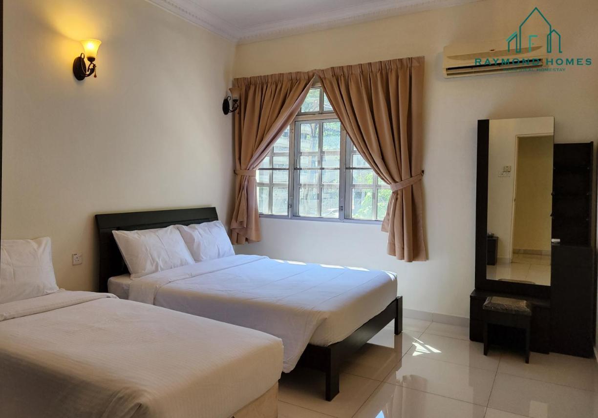 99 Kelawei Appartement George Town Buitenkant foto